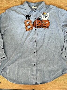 Vintage Falls Creek Halloween BOO Shirt Embroidered 90s denim
